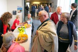 _koerperfett-_und_blutdruckmessung_apotheken-stand.jpg