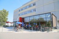 cafeteria_klinik_bogen_aussenbereich.jpg