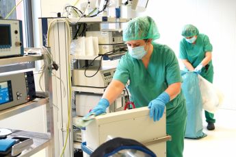 dsc04247_op-reinigung_klinik_bogen.jpg