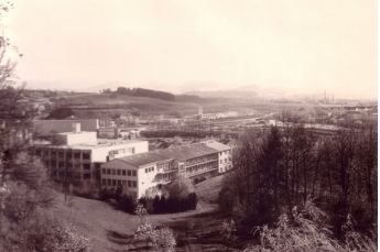 krankenhaus_in_bogen_rueckansicht_.jpg