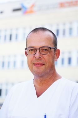 Chefarzt Dr. med. Dionys Daller Innere Medizin
