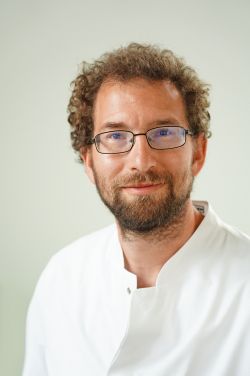 Oberarzt Peter Amann Allgemein-, Viszeral- und minimal invasive Chirurgie