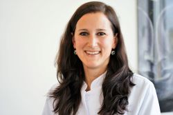 Oberärztin Isabel Anzinger Urologie
