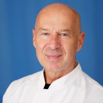 Dr. med. Robert van Arkel, MaHM Anästhesie und Intensivmedizin